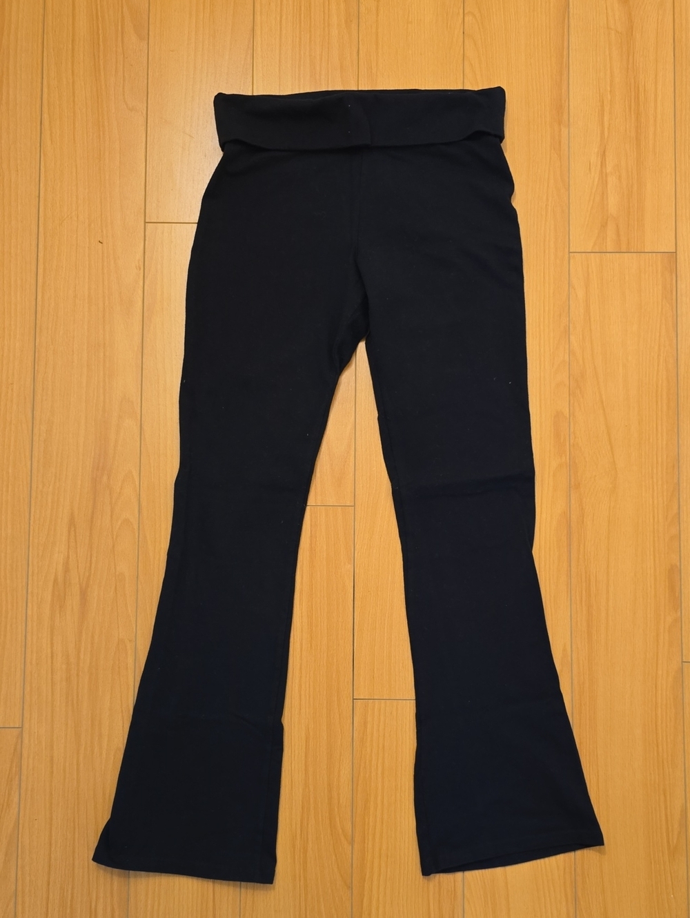 No Boundaries Black Fold-Over Waist Flare Leg Yoga Pants Size S